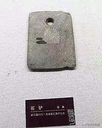 鲁智深的武器和沙僧的武器一样吗，原著里的大铁棍为何会变成月牙铲