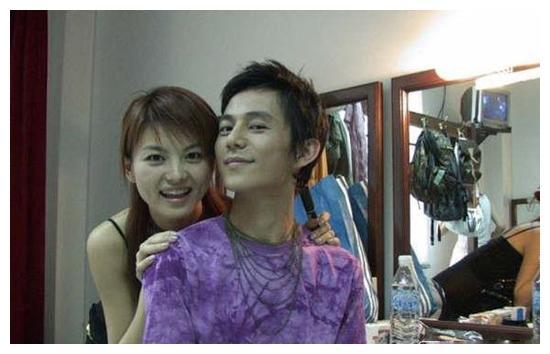 何炅个人真实资料，46岁的何炅至今单身