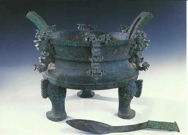 楚国第五代君主，楚国800年历史上有43位国君
