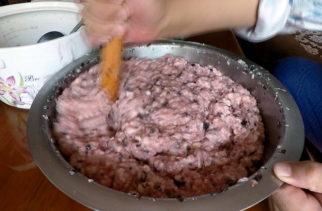 三鲜饺子馅怎么调，一般三鲜馅饺子馅的最佳配方