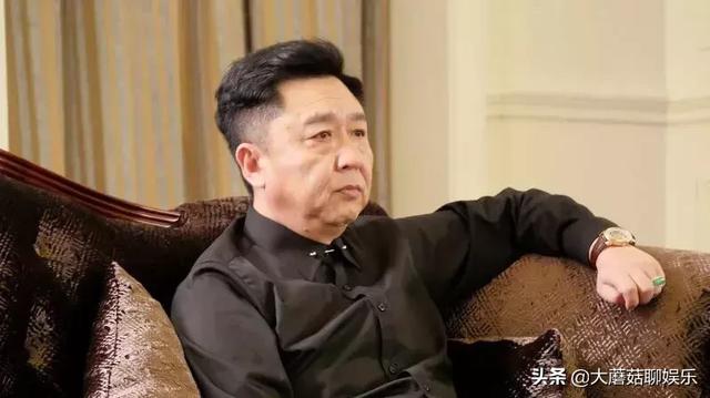 吴京和张国立演的电视剧有哪些，这部《风华正茂的我们》不简单