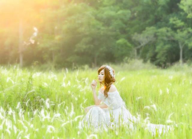 女人到中年会有这三种表现，一个中年女人身上有这几个迹象