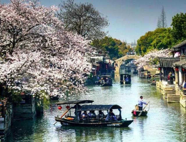 6月份适合旅游的古镇，4月最适合去的24个古镇