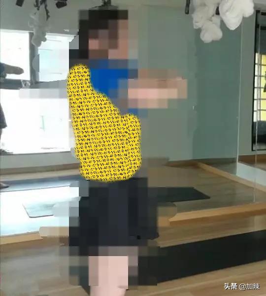 女主播忘关摄像头，近期女主播事件