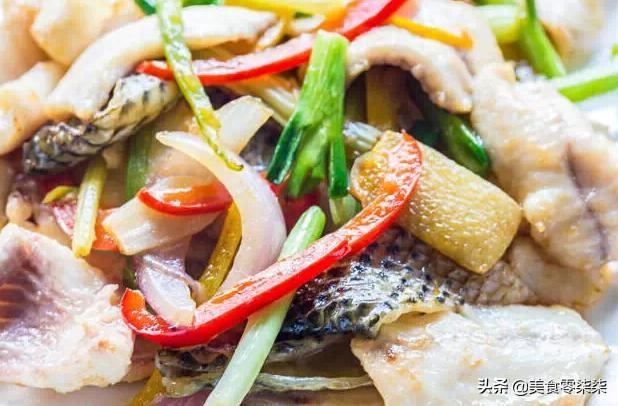 酸菜鱼片怎么做，酸菜鱼片的做法及