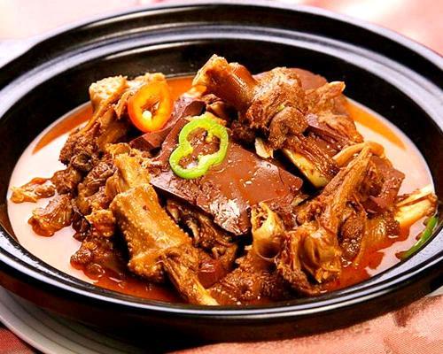 烧老鹅怎么烧好吃，红烧老鹅附香料配方（如何红烧老鹅窍门）