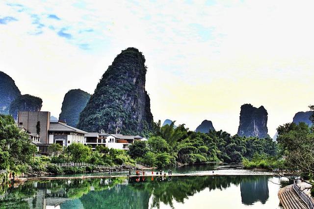 去了才知道说阳朔山水甲桂林，桂林旅游阳朔自由行攻略