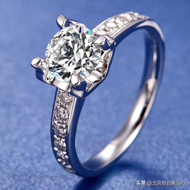 天然锆石对人危害大吗，珠宝专家说佩戴锆石、磷灰石、萤石对人体有害