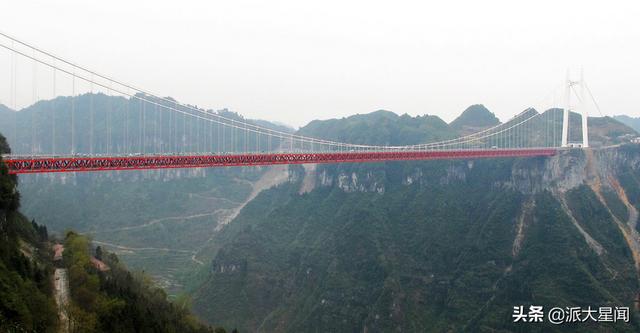 世界第一高桥旅游风景区，距离水面有近200层楼高