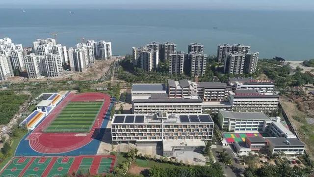 海南中学国际学校，海南国际学校排名榜最新（海南中学、海南侨中等10所学校中招提前批分数线公布）