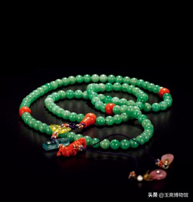 珍贵的绿色佛珠拍卖记录，没想到一串佛珠竟然卖到100万
