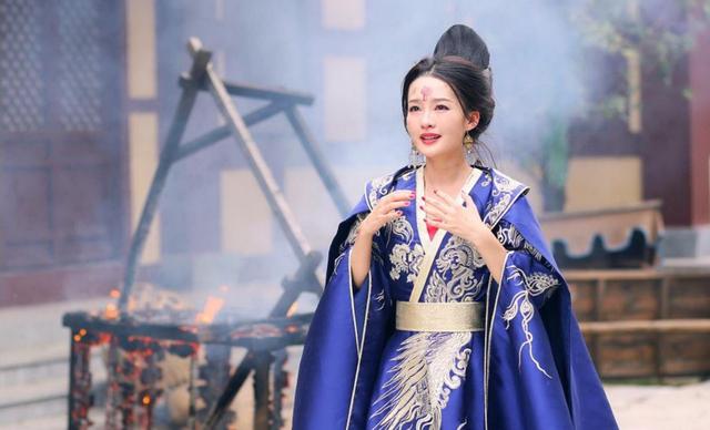李沁：國家重點培養9年的人才，卻轉身進入娛樂圈，原因讓人唏噓 娛樂八卦吃瓜 第5张