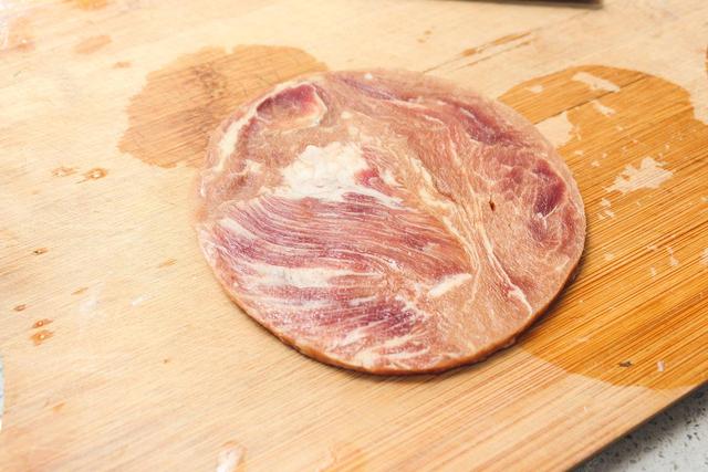 顶诺牛排和大希地牛排哪个好，口碑与销量该选哪个