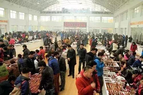 买玉去哪个珠宝店靠谱 买玉哪里靠谱
