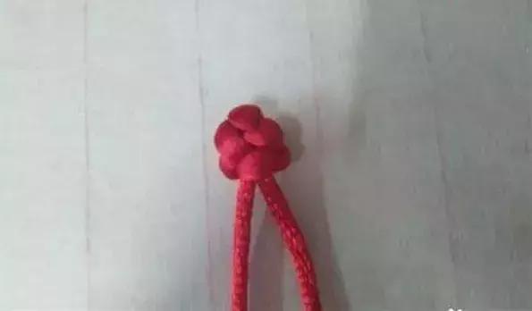 一个耳朵的蝴蝶结怎么打,蝴蝶结的打法步骤