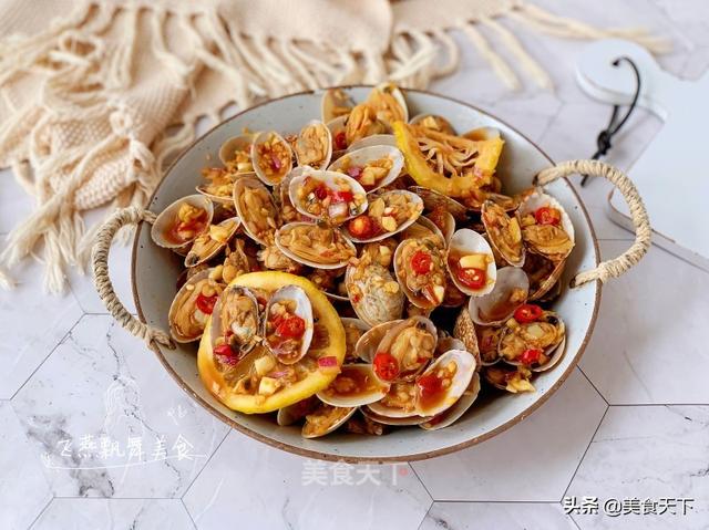 花蛤怎么炒又嫩又香，10分钟上桌鲜美滑嫩