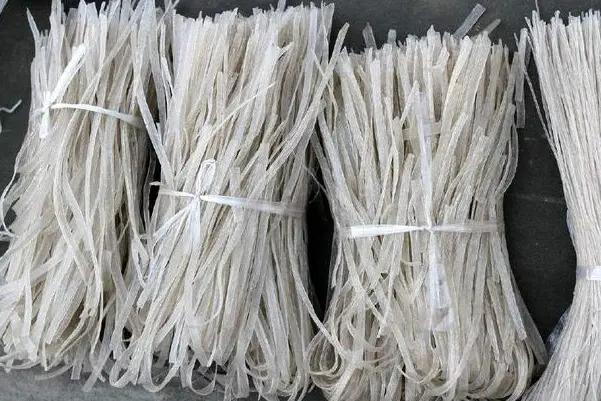 粉条怎么辨别真假，怎样才能辨别粉条的真假（真假粉条难分辨）