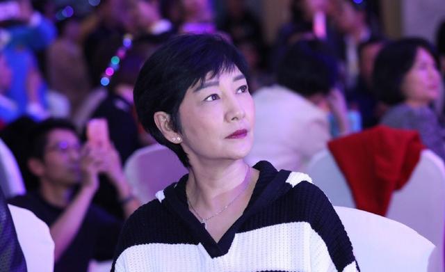 李莫愁有什么绯闻，“李莫愁”雪梨的火辣情史