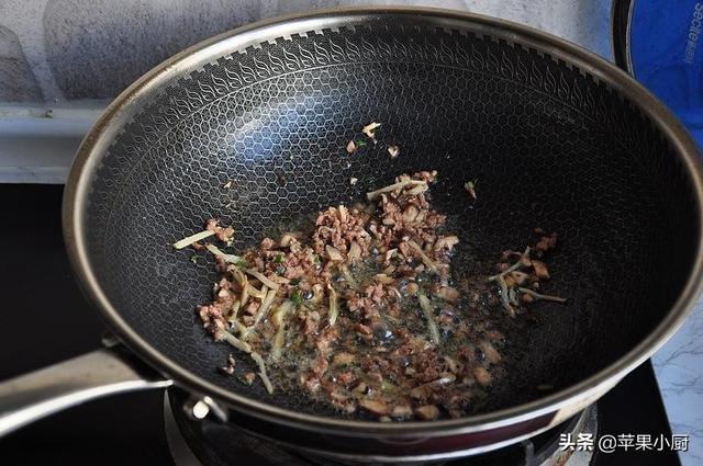 上海捞饭正确的做法，这是鲍鱼捞饭的做法