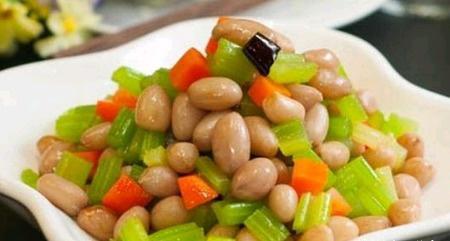 怎样制作芹菜拌花生，这才是芹菜拌花生正确做法