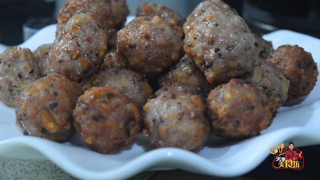 炸猪肉丸子的家常做法，家常炸猪肉丸子的做法大全窍门