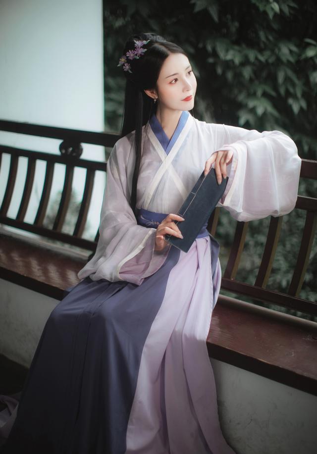 汉服里面明制有哪些主要特征，各个朝代的代表性汉服