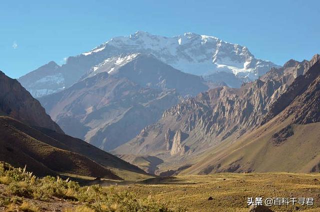 这座山峰曾被认为是南美最高峰，世界三大最危险的山峰