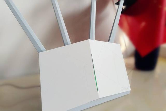 防蹭网家庭防火墙，安全好用的家庭防火墙路由