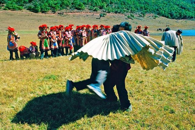 云南特色少数民族节日都在这了，云南春节旅游景点有哪些风俗