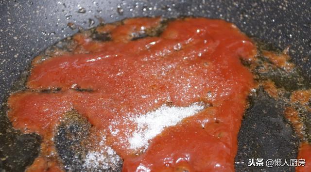 糖醋里脊肉的家常做法，家庭糖醋里脊肉的家常做法（大厨分享糖醋里脊的做法）