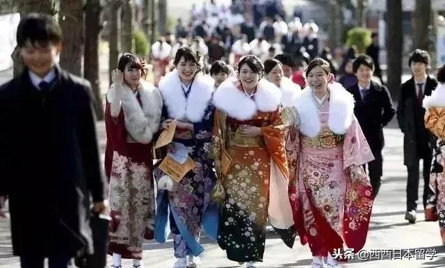 日本有没有35岁年龄限制，为什么日本人20岁才算是成年