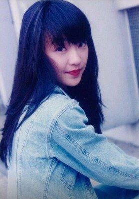 陈慧娴最新歌曲，陈慧娴精选歌曲30首（陈慧娴加盟英皇后首个大动作）