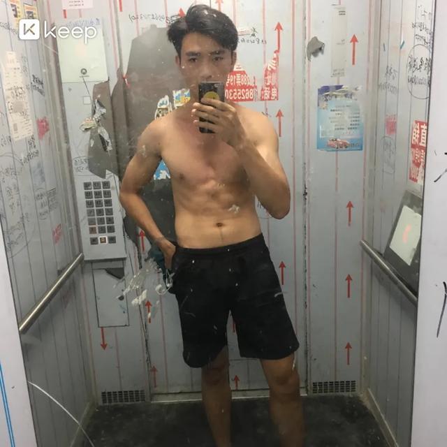 本人健身兩年變化，發生在自己身上的事情。別人的永遠是別人的。 健身減肥達人 第3张