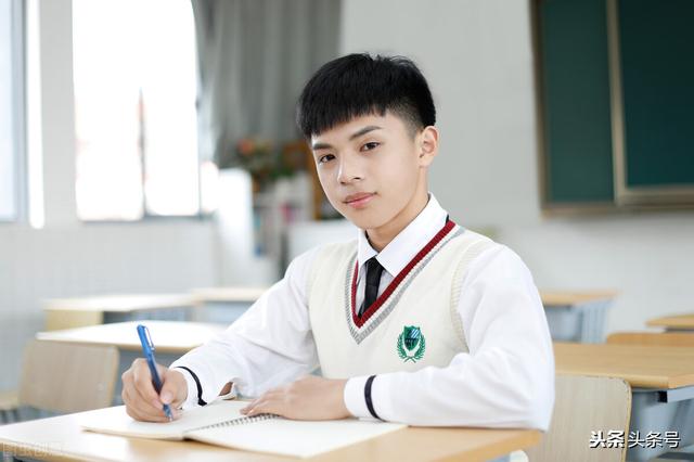 学汽修有前途吗，小孩读书差学汽修有前途吗（一个汽车维修学徒的逆袭之路）