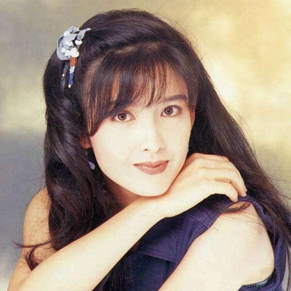 周慧敏经典歌曲，周慧敏最好听的十首歌曲（其实我是歌手出道的）