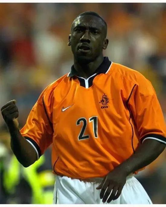 足坛奇迹队伍，足坛72白金一代