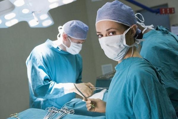 插尿管疼还是拔尿管疼，拔尿管疼还是插尿管疼（没想到痛得让一个男人撕心裂肺）