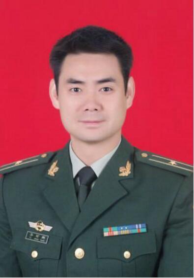 陈翔六点半盘点各演员的身份，《陈翔六点半》妹大爷的爆火