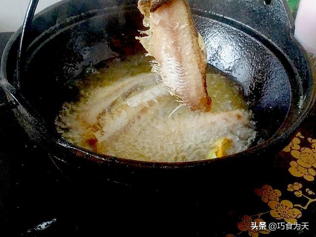 炸整条鱼的做法，炸鱼怎么炸才正确