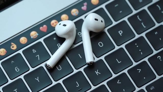 苹果耳机airpods一代测评，评测：看不出是新款