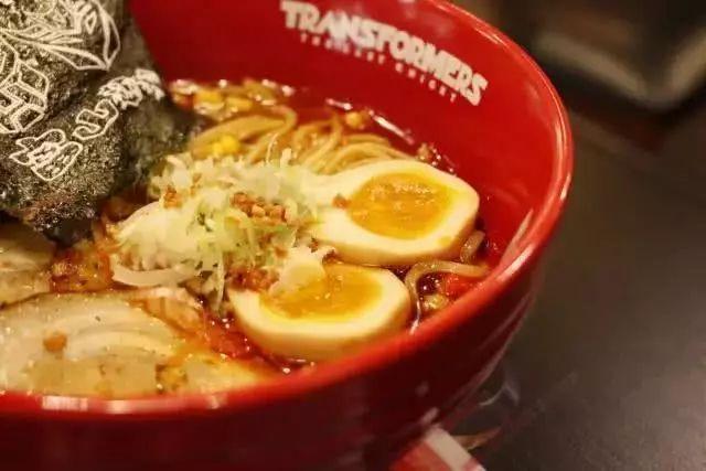 西安网红面馆哪家好吃，西安这些有又有料的网红面馆