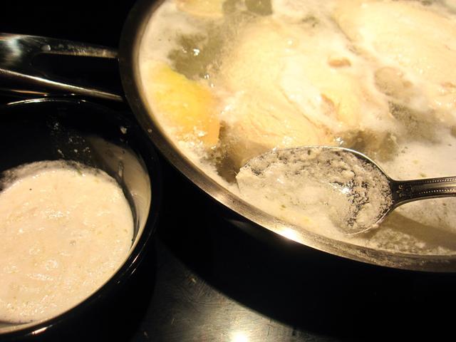 鸡丝凉面的做法，正宗鸡丝凉面的做法（用家常的调料就能做）