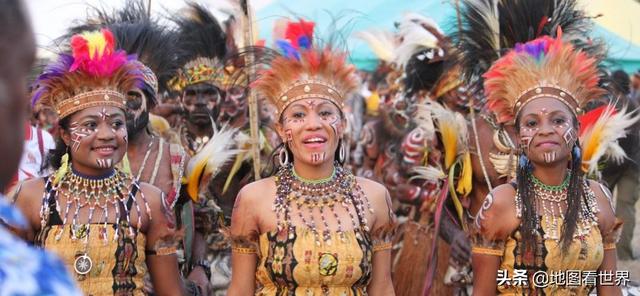 巴布亚新几内亚地图，阿尔及利亚边界开放（第二大岛上的国家巴布亚新几内亚）