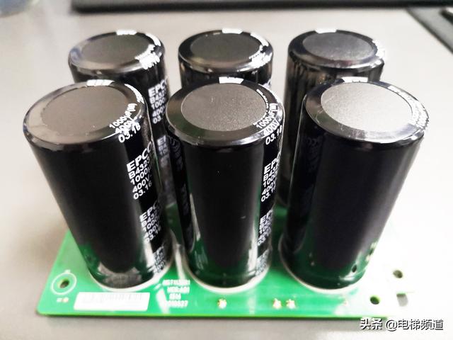 变频器各部件的作用，详细讲解变频器主要元器件的性能及作用