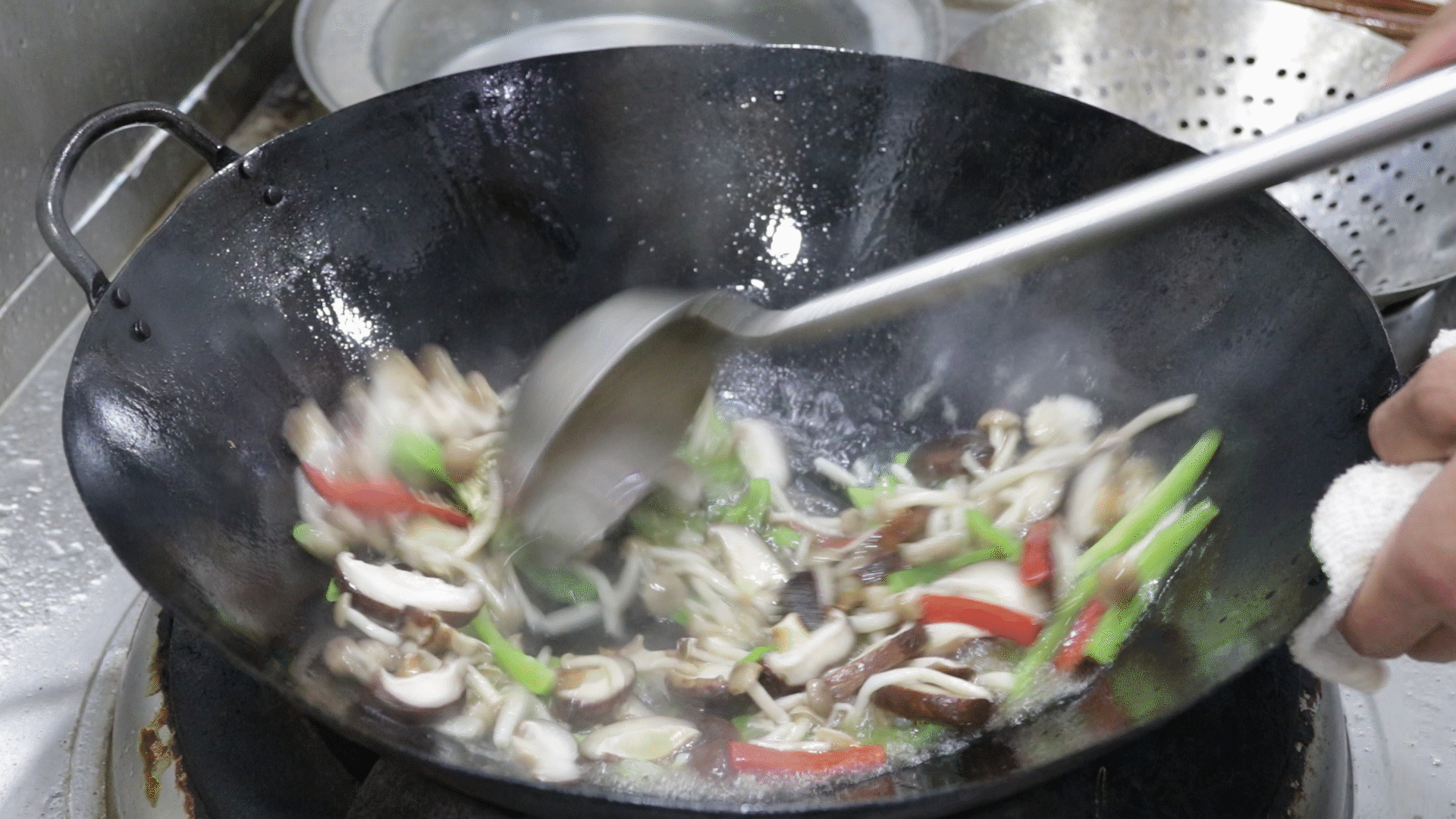 炒双菇的家常做法，怎样炒双菇