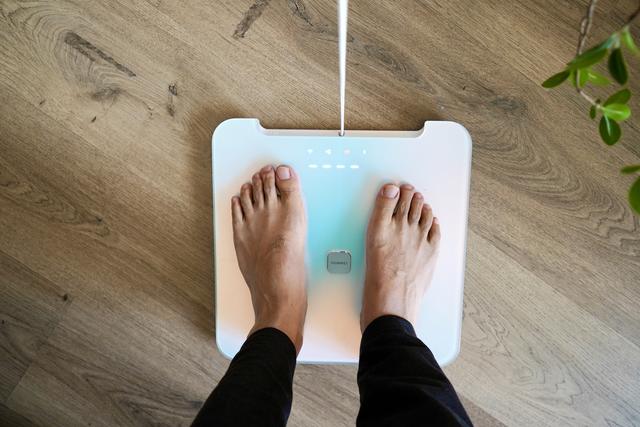 华为智能体脂秤2 pro测评，华为智能体脂秤2