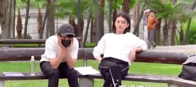 林更新杀青和赵丽颖亲密拥抱，林更新脑梗又犯了