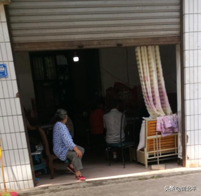重庆万盛经开区万东镇，万盛万东镇：开展国防教育