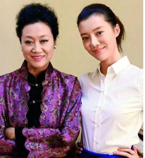 母女俩先后离异，车晓王丽云是亲母女吗