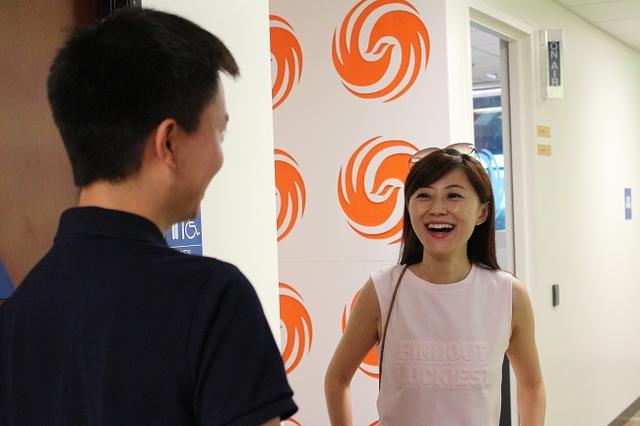 凤凰卫视杨娟与杨舒，凤凰卫视美女主播杨舒